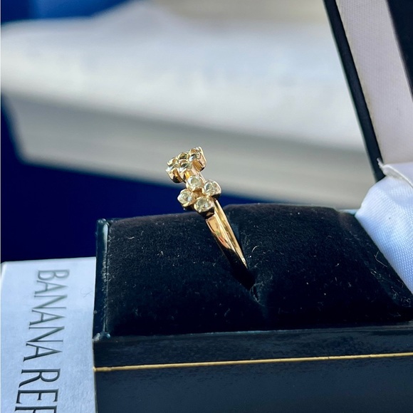 Banana Republic Stacking Ring Set in Yellow Gold-tone w/ Green & Black Gemstones - Picture 8 of 13